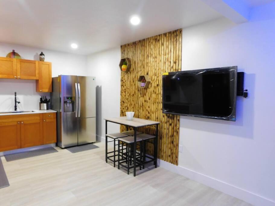 Appartamento Cozy Apartment, With Separate Entrance