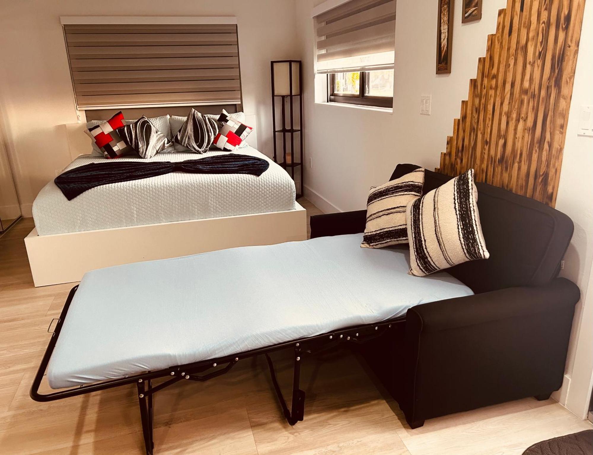 Cozy Apartment, With Separate Entrance Appartamento *